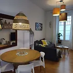 Espacioso apartamento en Plaza de la Merced, exterior con patio, en Centro histórico