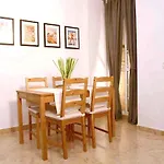Great Location In Old Town