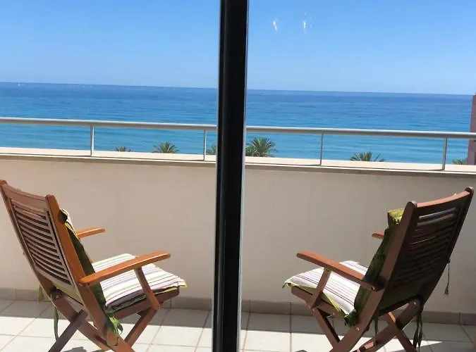 Atico Mirador Paseo Antonio Banderas primera linea de playa y piscina