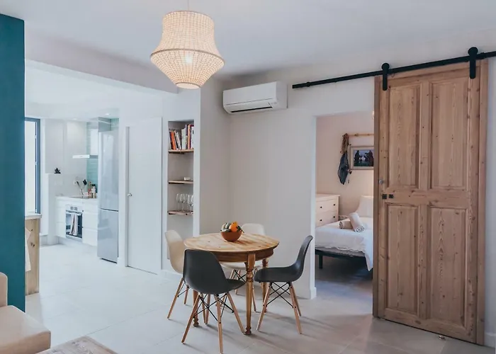 Malaga Beach House, 2 City Bikes, 2 Children\'S Bikes, Wifi, Big Terrace, Bbq, Family, Childfriendly