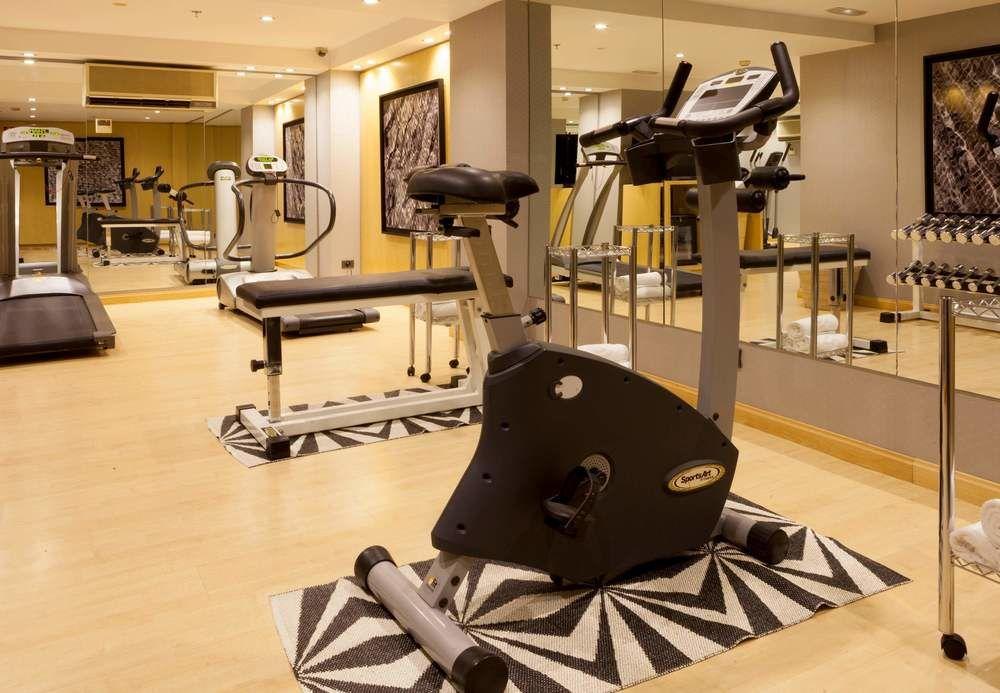 Hotel Ac Palacio By Marriott 4*