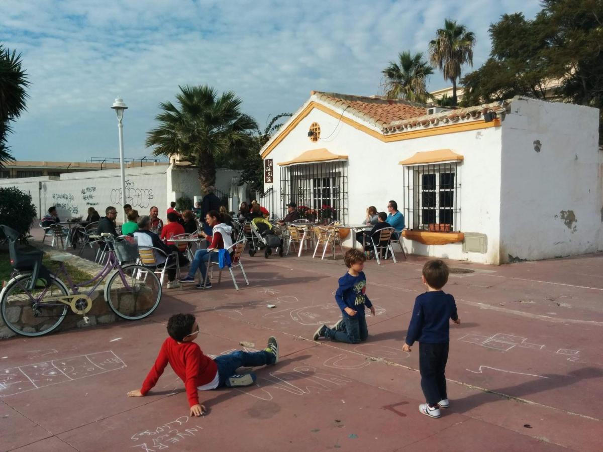 House, 2 Bikes, 2 Children's Bikes, Wifi, Big Terrace, Bbq, Family, Childfriendly Holiday home