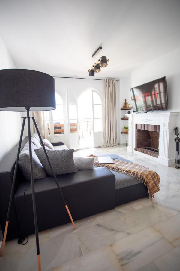 Apartamento Lavistaazul - 2br W/ Terrace & Sea Views Málaga