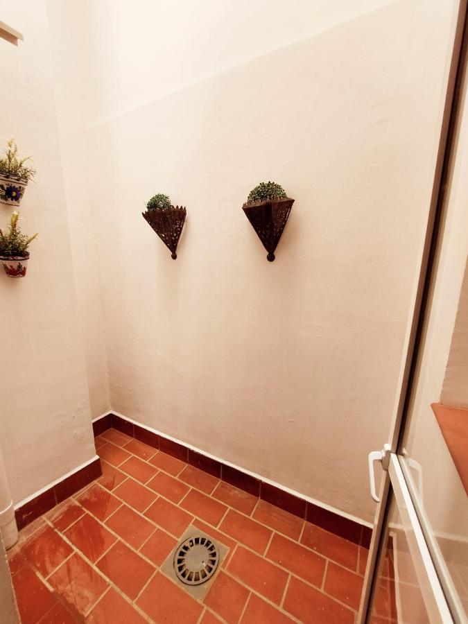 Espacioso En Plaza De La Merced, Exterior Con Patio, En Centro Histórico Apartamento *