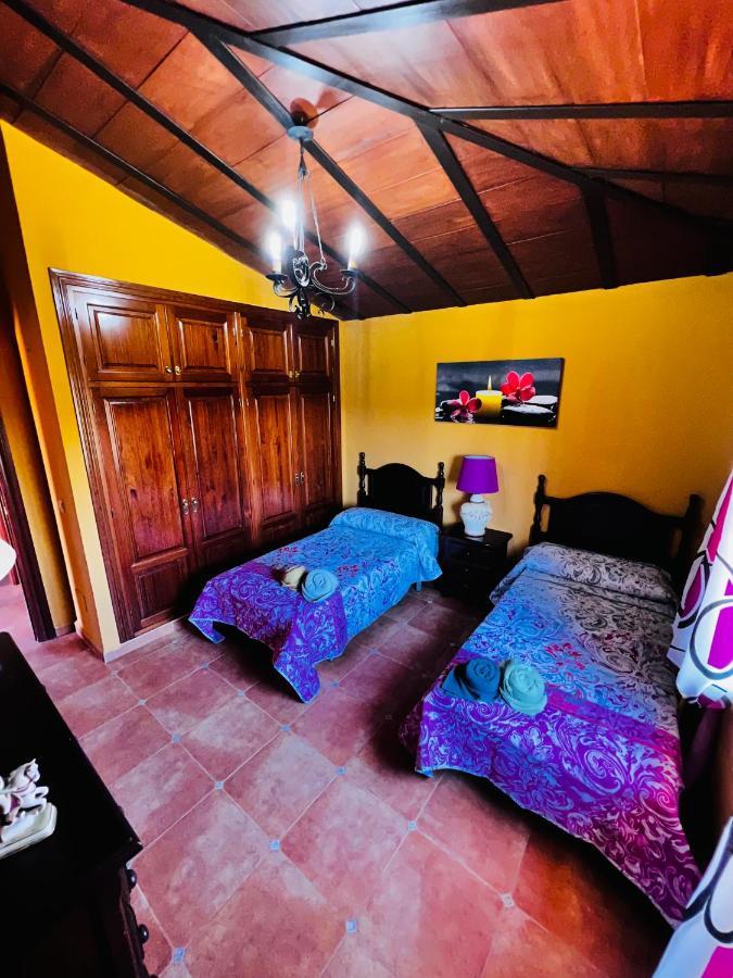 Chalet Giralda Con Piscina Privada Holiday home Malaga
