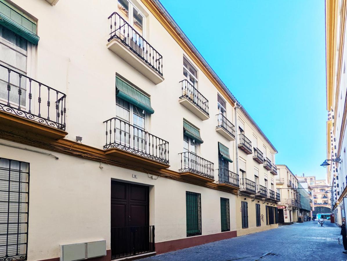 Apartamento Espacioso En Plaza De La Merced, Exterior Con Patio, En Centro Histórico *