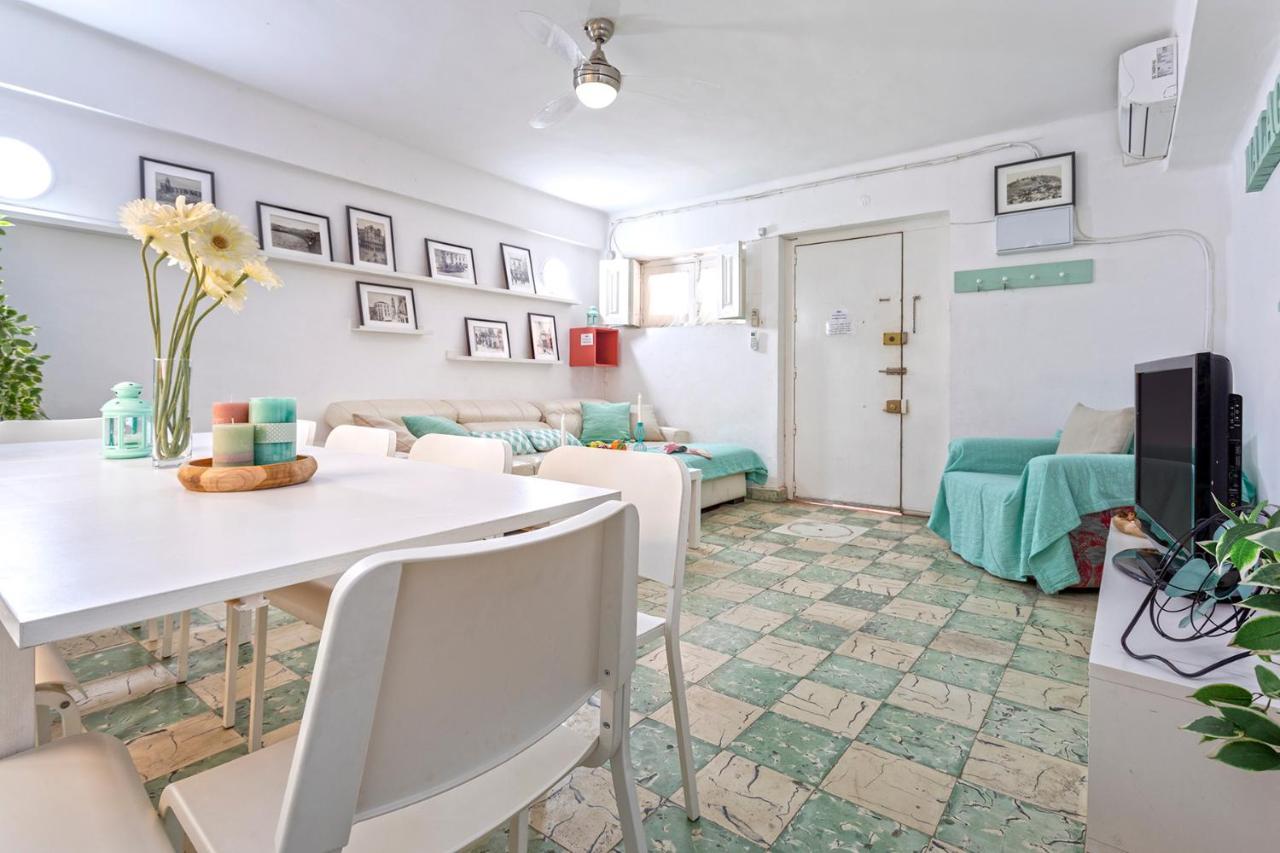 Big Flat In Center With Patio Apartment Malaga