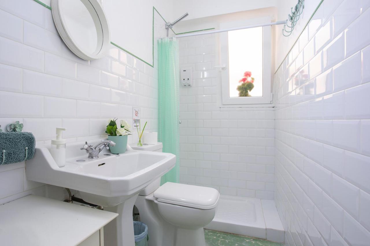 Big Flat In Center With Patio Malaga