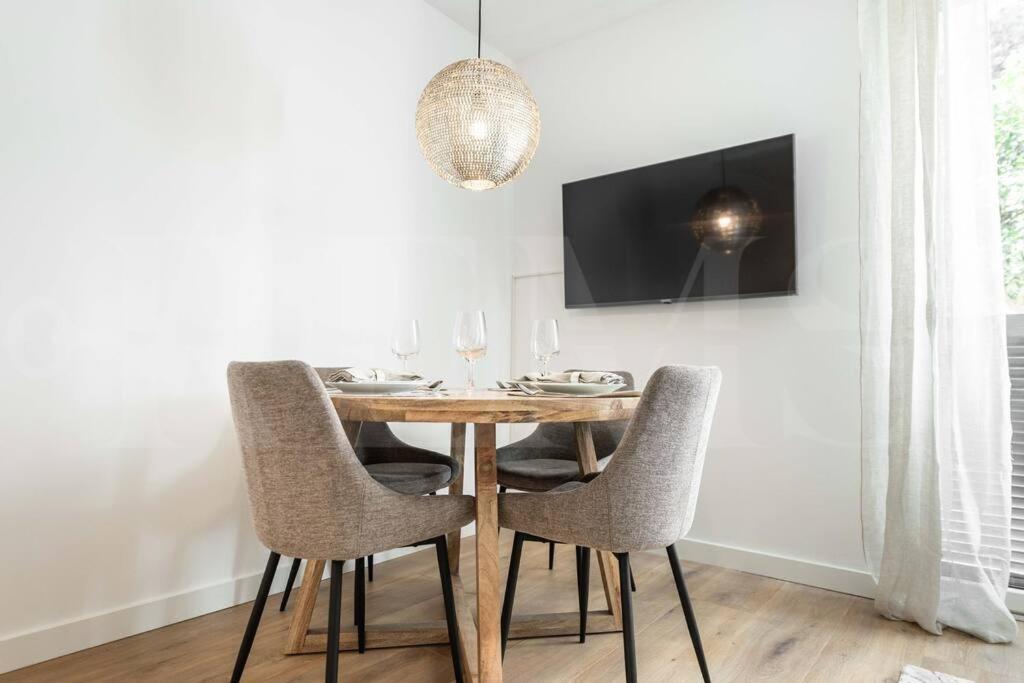 Calm With Private Patio By Rems Apartamento *