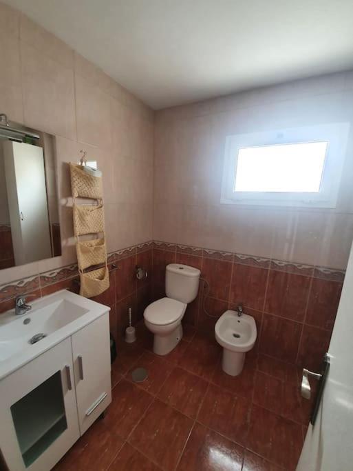 Carranque Apartamento *