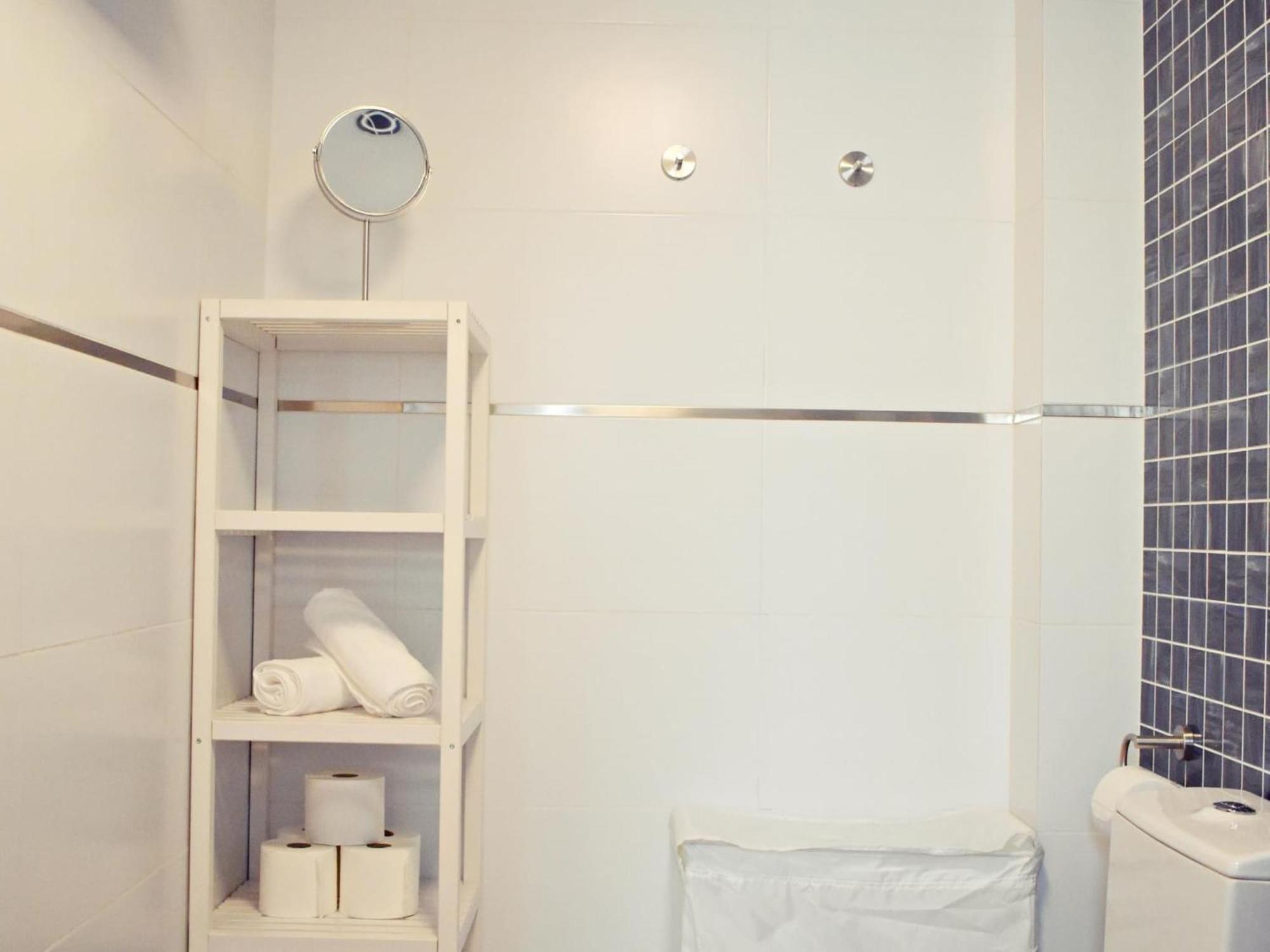 Apartment Cozy Apatment Just 10 Mins From The Centre Malaga