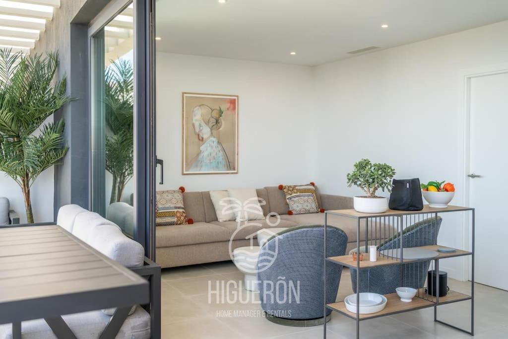 Higueronrentals Twin Apartment