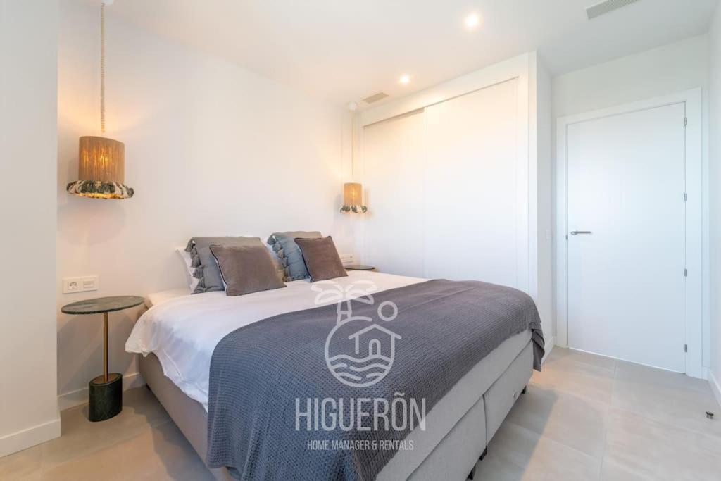 Higueronrentals Twin Apartment