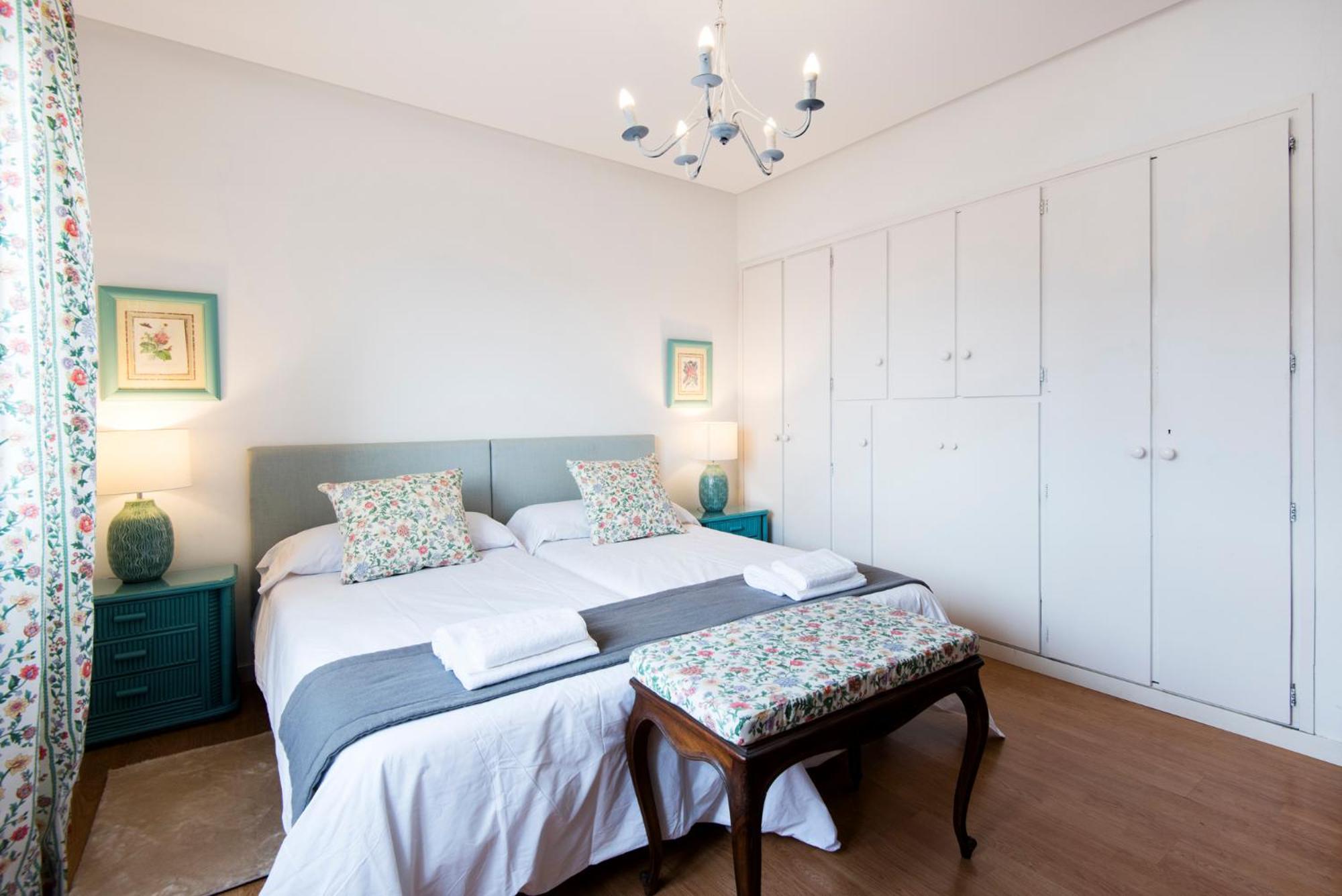 Queen Of The Ocean Villa: Stately Style House With Pool Сasa de vacaciones