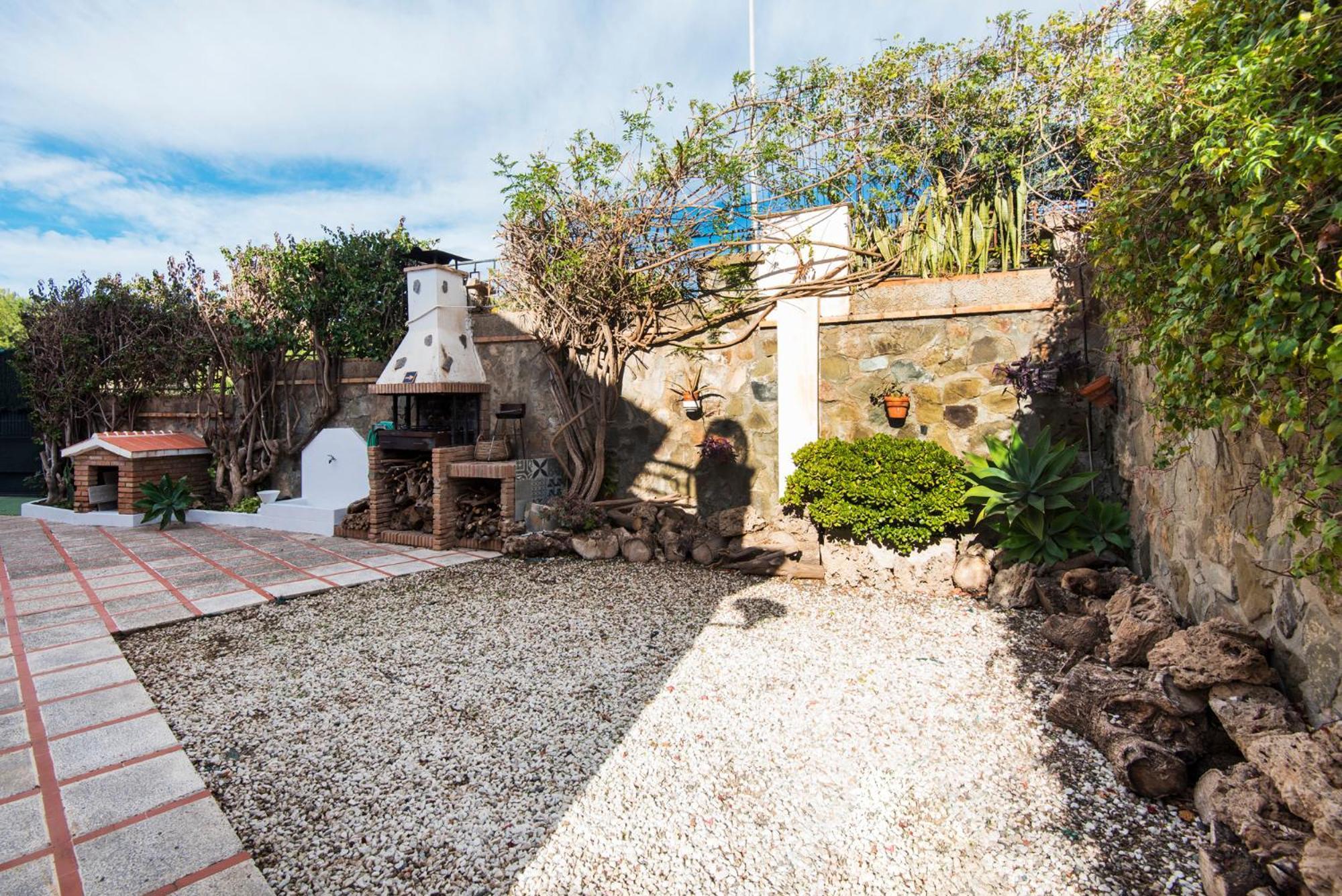 Queen Of The Ocean Villa: Stately Style House With Pool Сasa de vacaciones Málaga