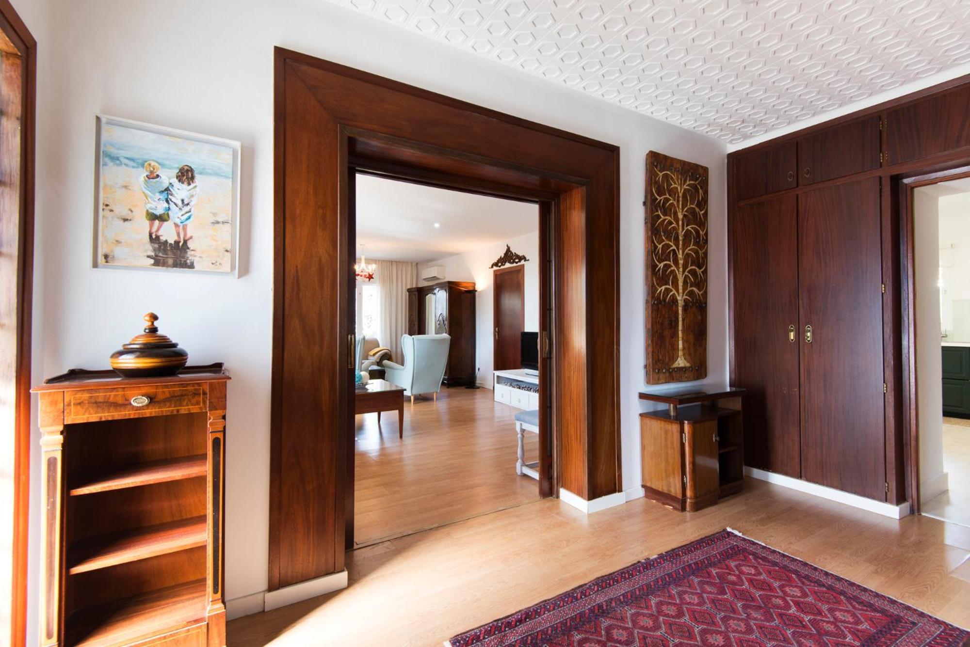 Queen Of The Ocean Villa: Stately Style House With Pool *