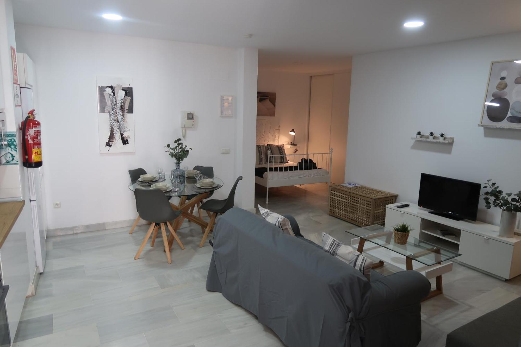 Apartamento J & E Center Málaga