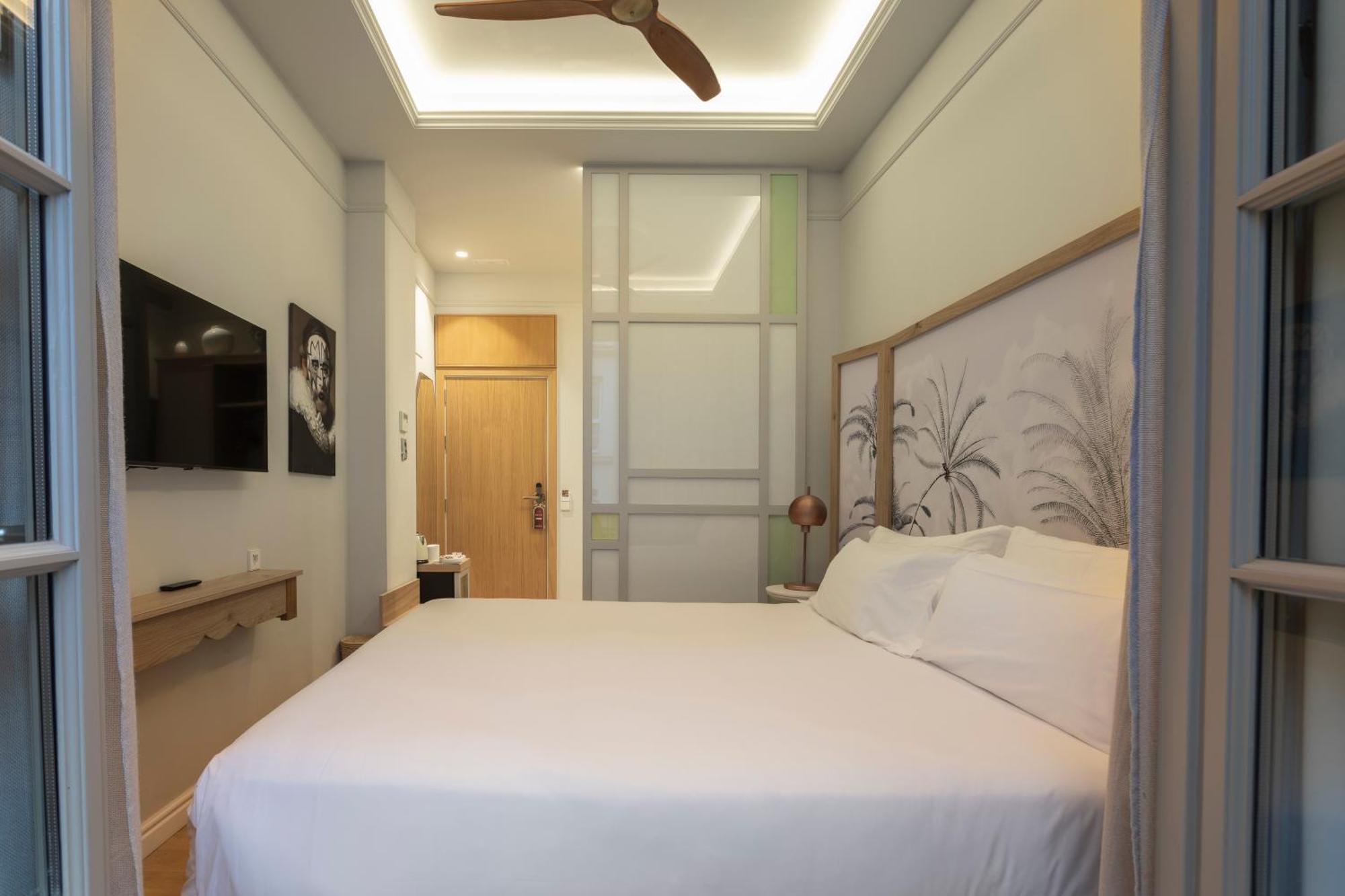 Icon Malabar Hotel 4*