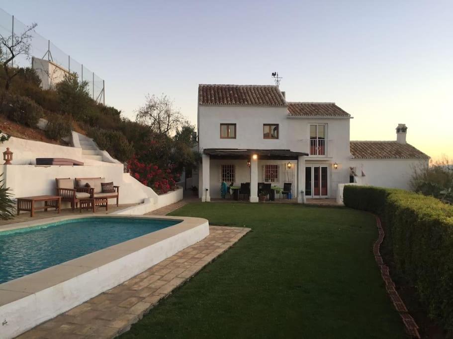 Villa Charming Spanish In Beautiful Nature *