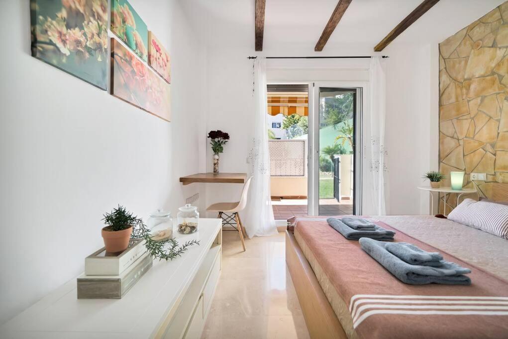 Con Terraza Y Acceso A La Piscina En Mijas - Ocean Golf 25 Apartamento *