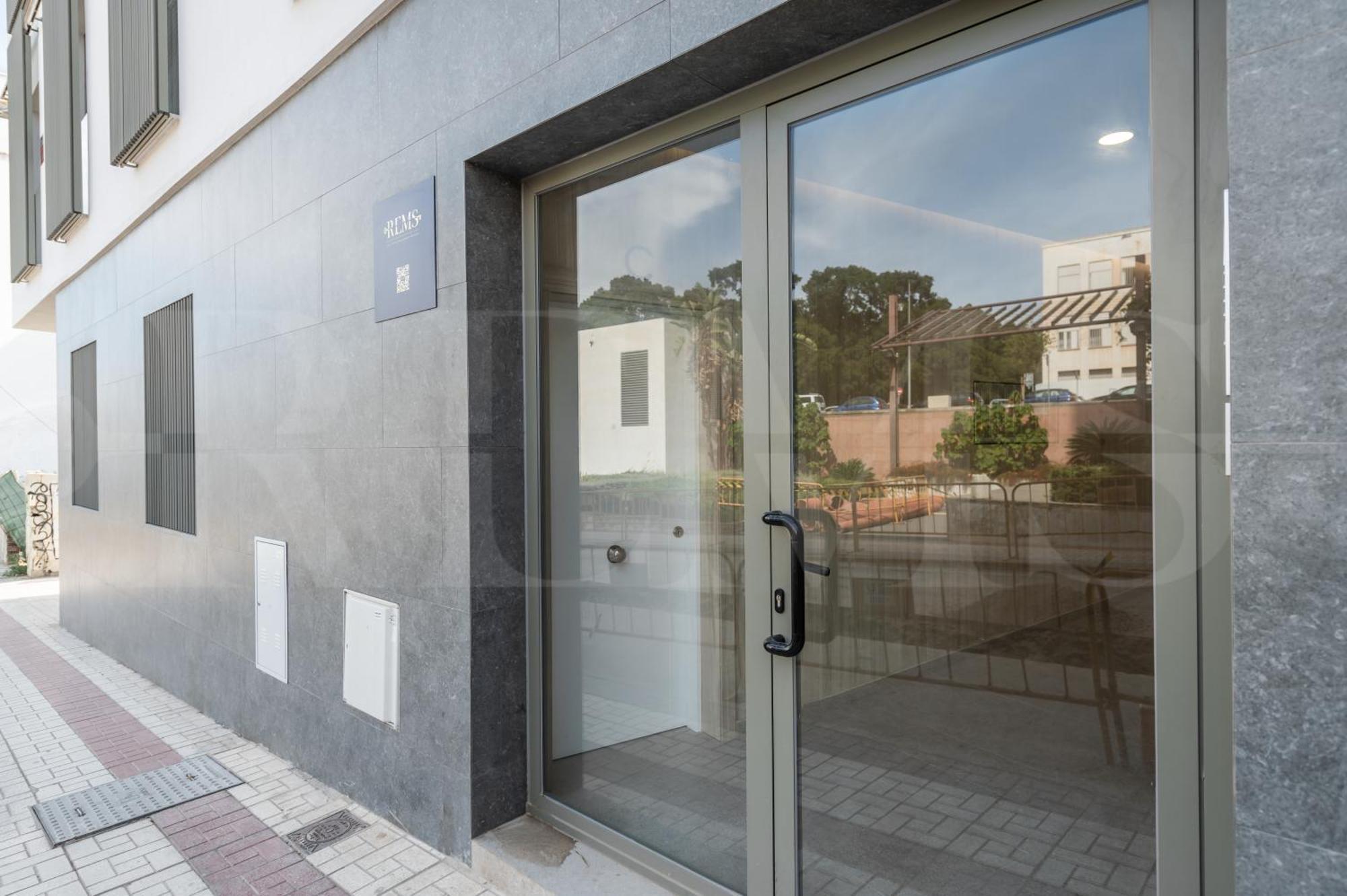 Vibrant With Terrace By Rems Apartamento *