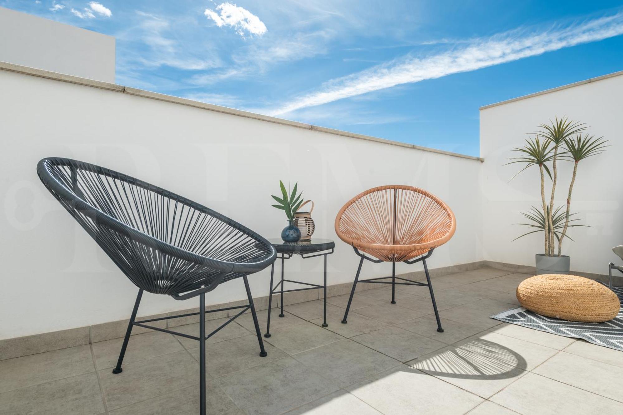 Vibrant With Terrace By Rems Apartamento