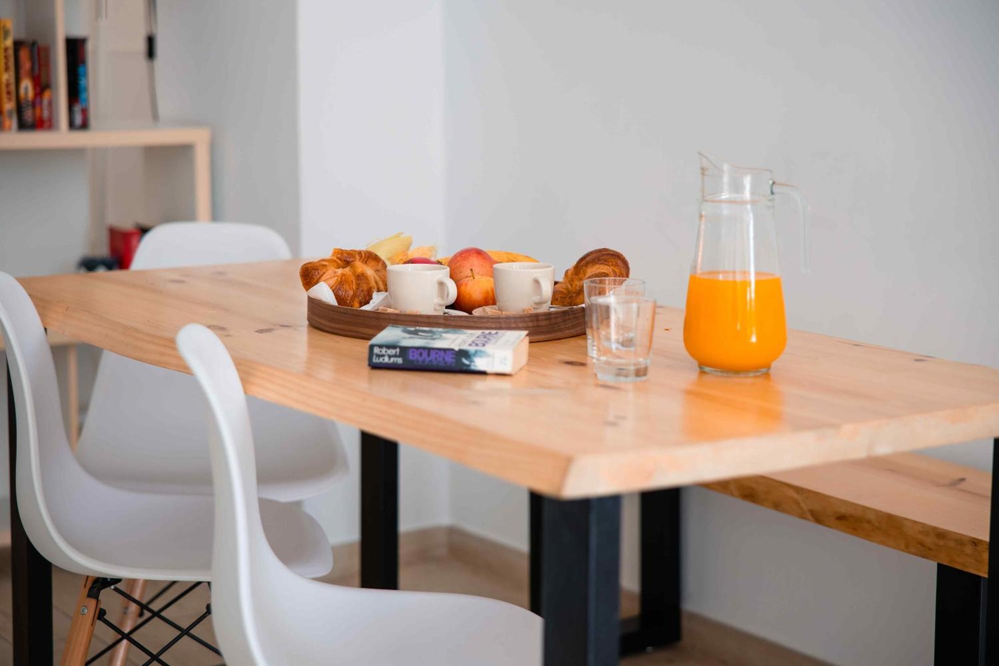 Claveles By Lets Apartamento *