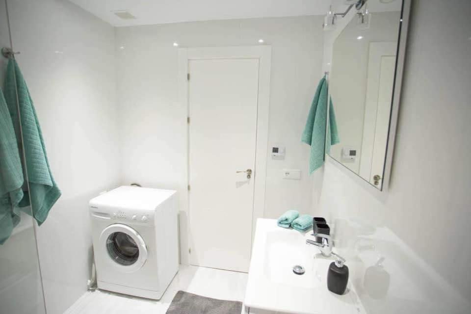 Lujoso Cocoteros Apartment Malaga
