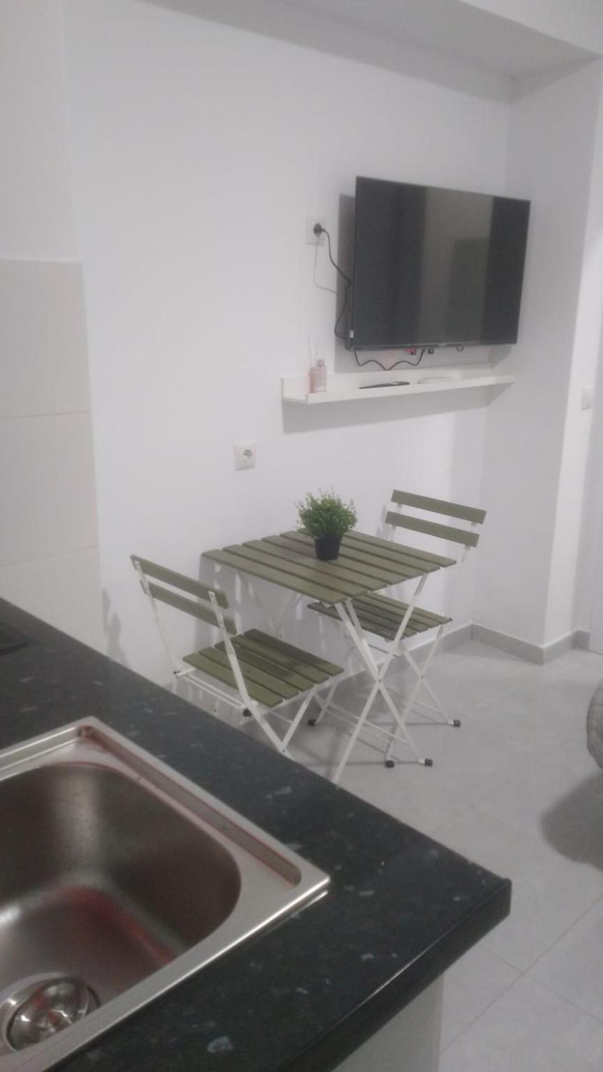 Estudio Encantador Cerca Del Carrefour Rosaleda 1 Malaga