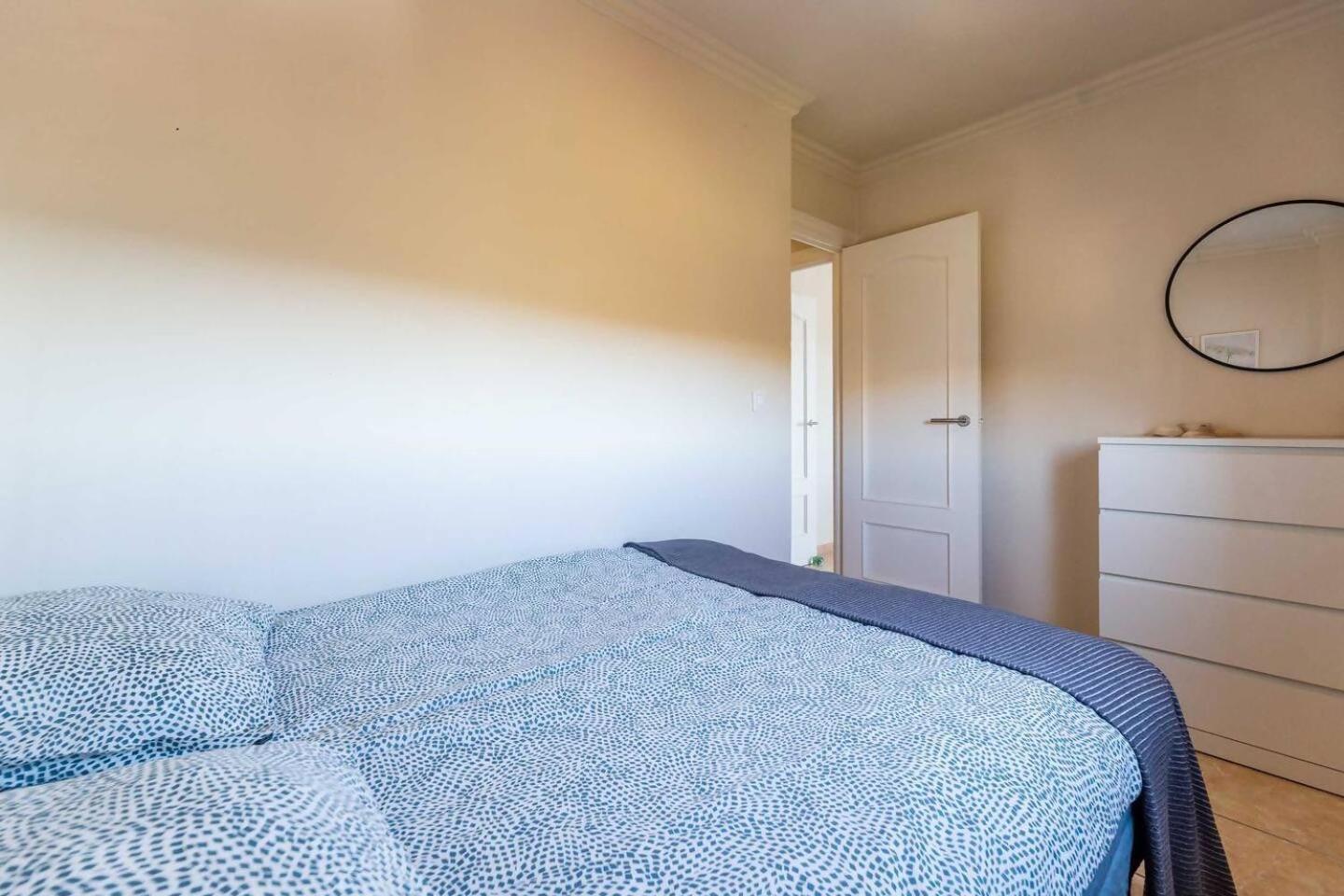 Cyv 3 Bedrooms, Rooftop Terrace Magnificent Views Apartment *
