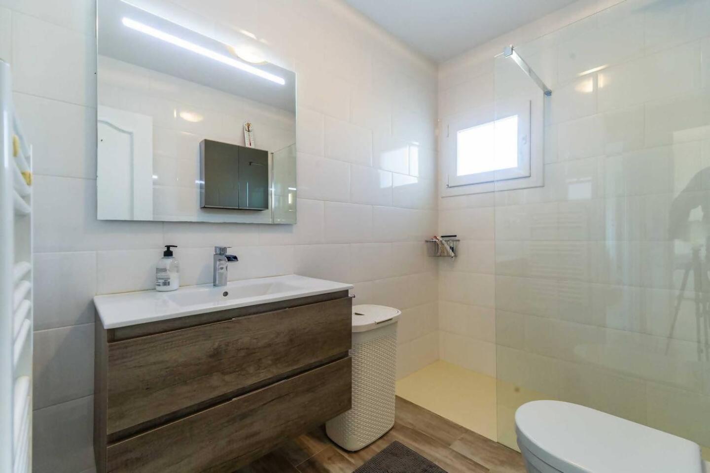 Cyv 3 Bedrooms, Rooftop Terrace Magnificent Views Apartment *