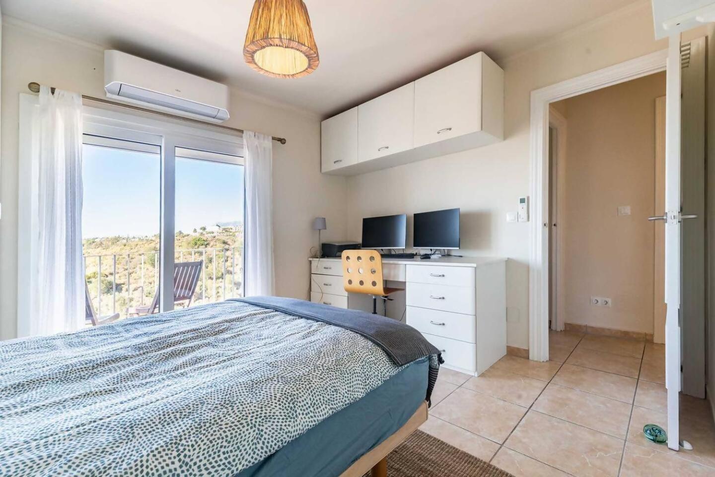 Cyv 3 Bedrooms, Rooftop Terrace Magnificent Views Malaga