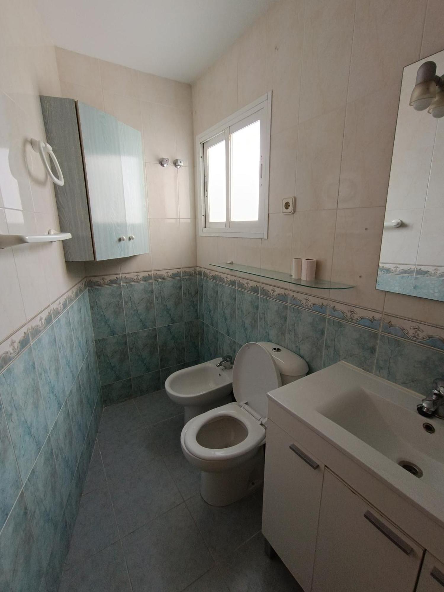 Lovely Penthouse In Front Of The With Free Parking Apartamento *