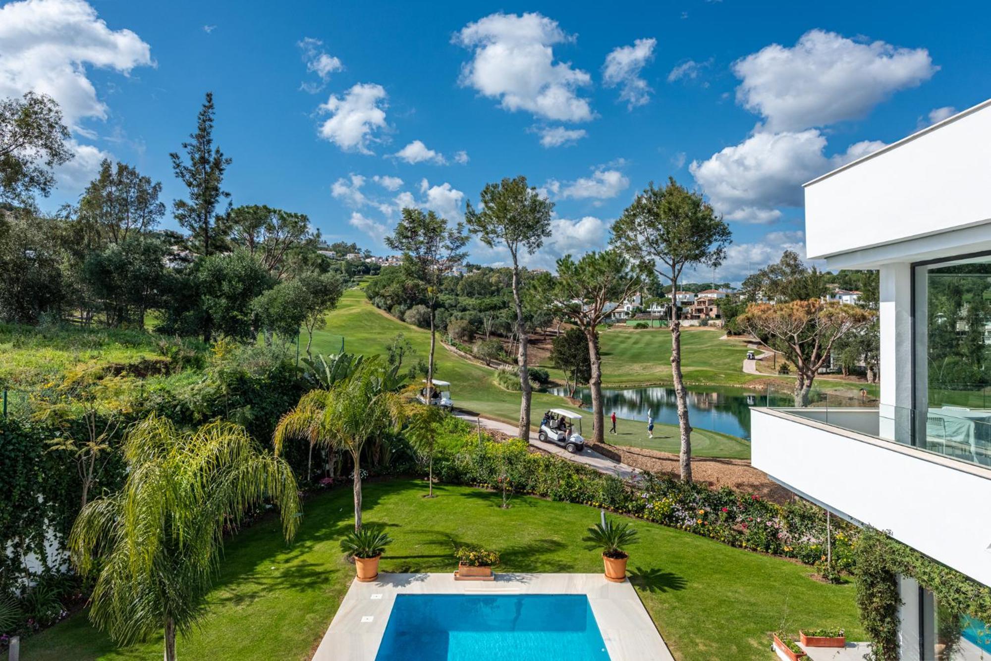 Villa 12 Guests - Prime Golf Oasis - Host *