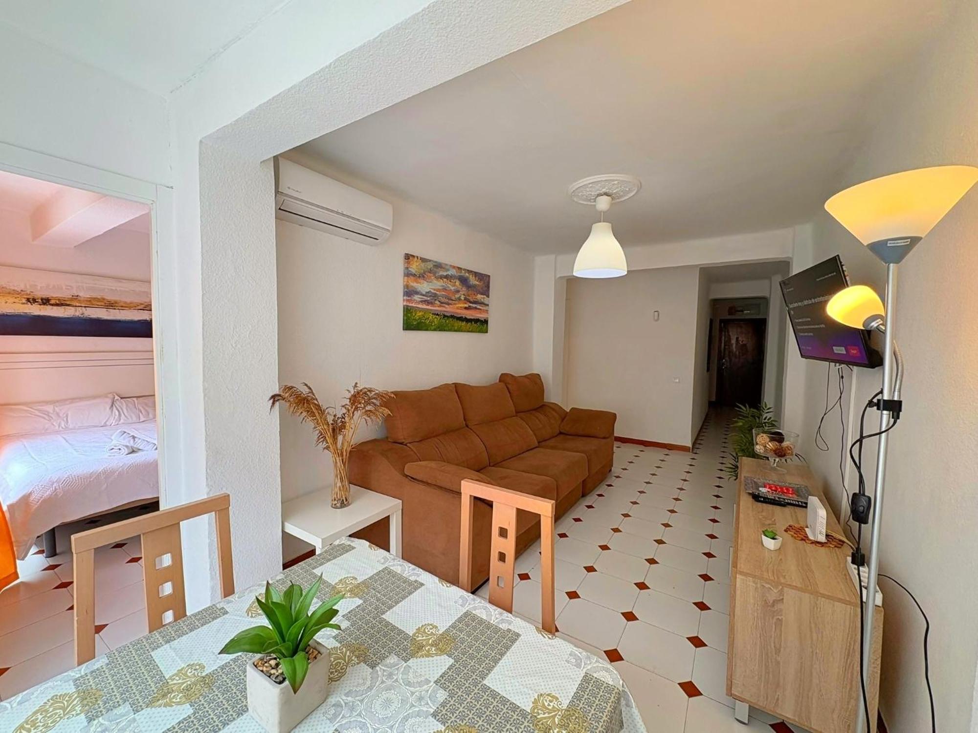 Reyhouse Huelin 3rooms - Cerca De La Playa Con Ac Apartment Malaga