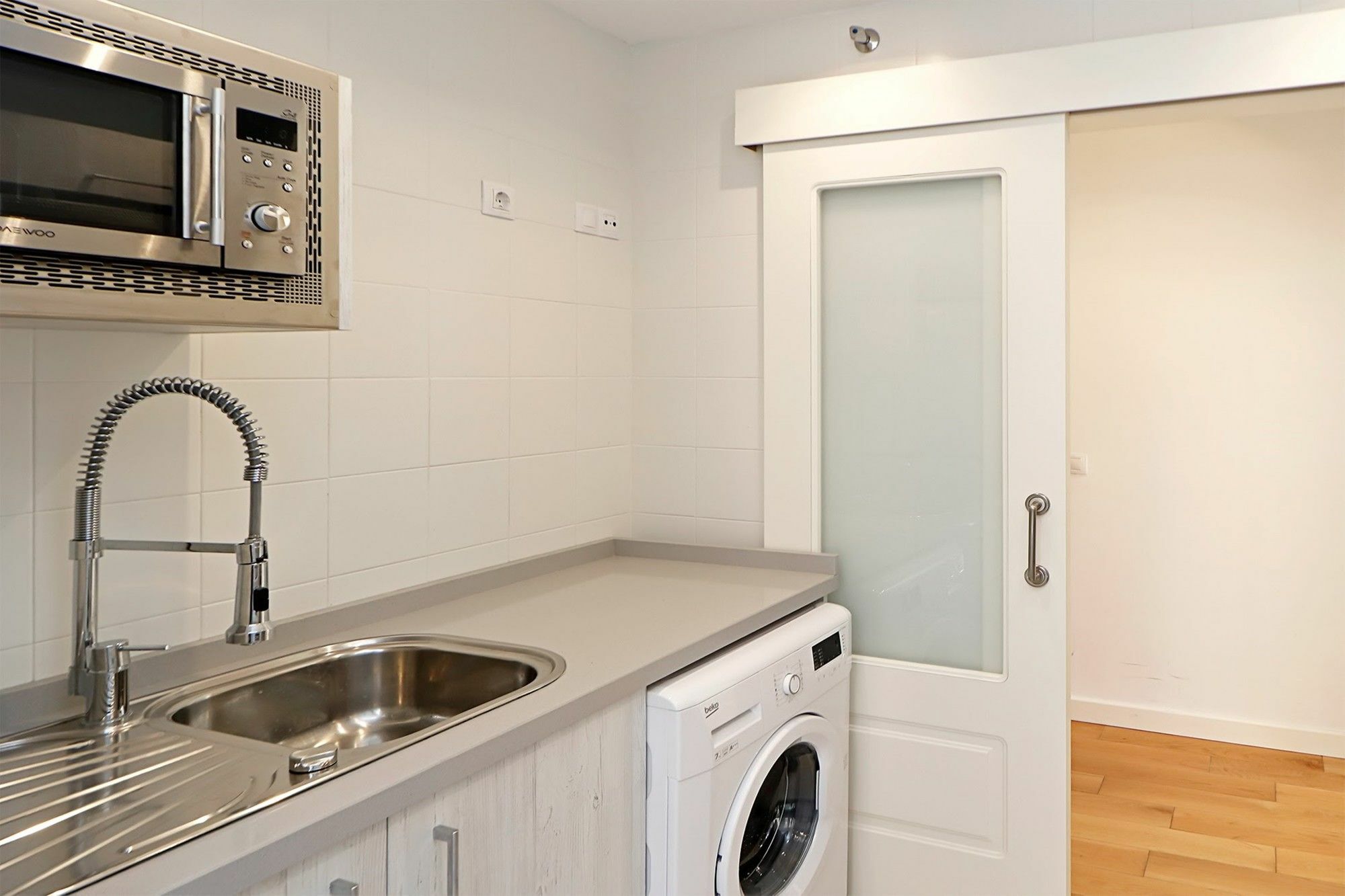 Picasso Center 3a Apartamento