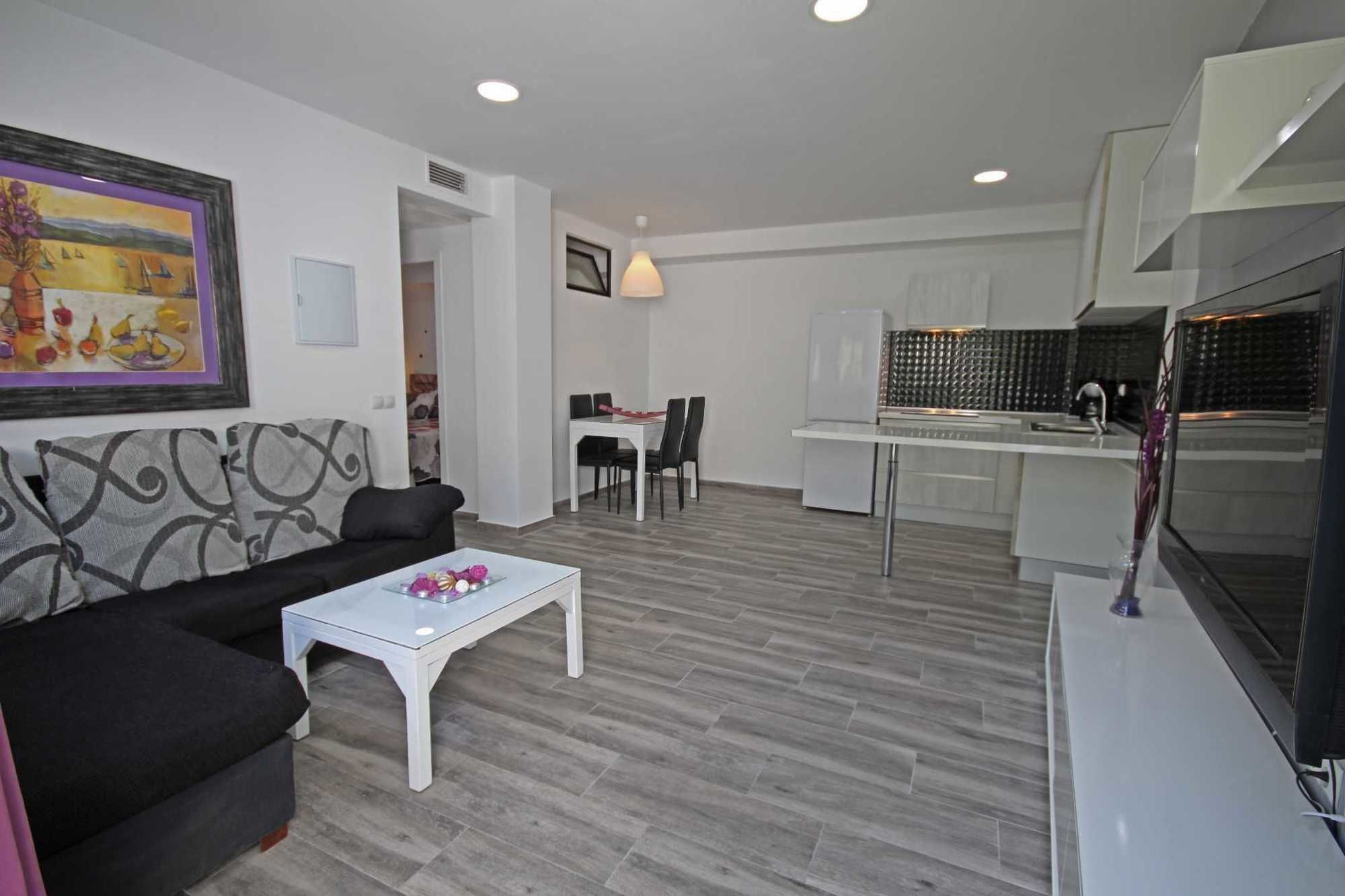 Virginia Grupalmalaga Villa Málaga