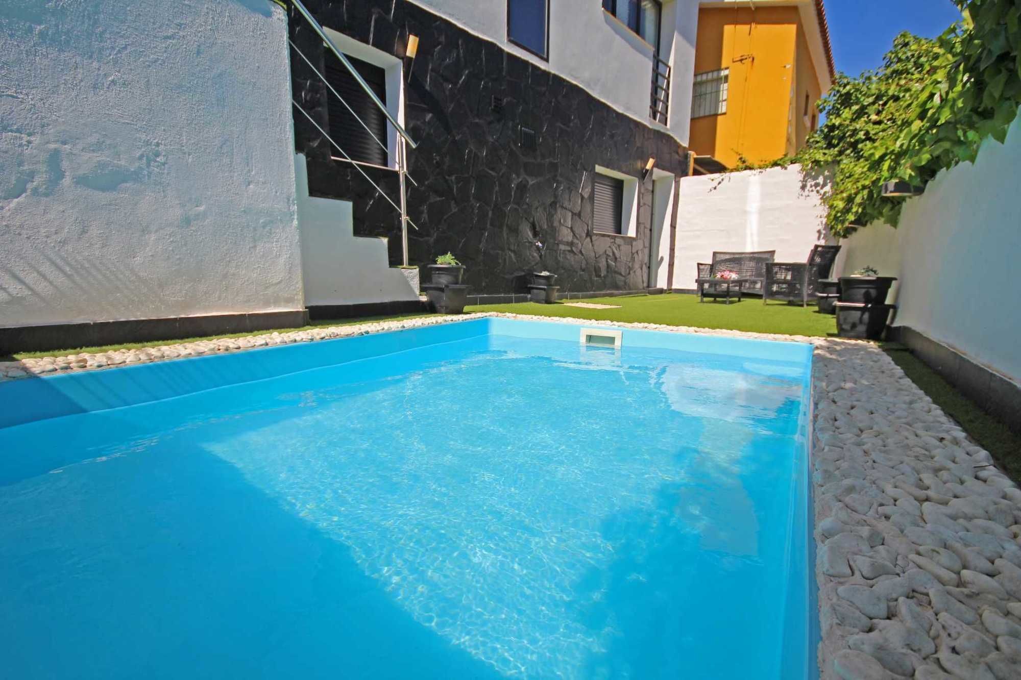Virginia Grupalmalaga Villa