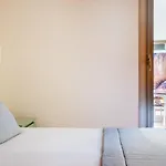Homeabout Fresca Apartment I