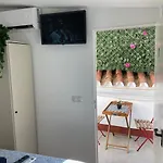 Malagueña Salerosa Apartamento - casa mata de 1 a 4 dormitorios con terraza o patio propio