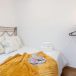 Sea & Wave Pedregalejo Beach Apartment