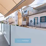 HH Casa Chica