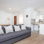 Marmoles 21, City Center Apartment