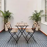 Encantador Apartamento Con Patio