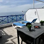 Apartamentos La Perla Azul