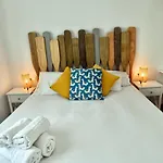 Apartamentos La Perla Azul