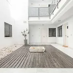 Chic Intimate Studio In The Heart Of Malaga By Rems