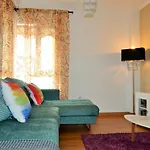 Larios Centro Triniad Suites
