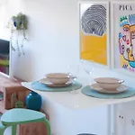 Picasso\'S Dream Cozy & Chic Attic Plaza Merced