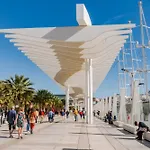 Luxe Appartement In Het Centrum Van Malaga Met Gratis Parkeerplek!